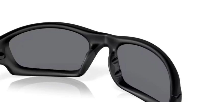Oakley Straight Jacket