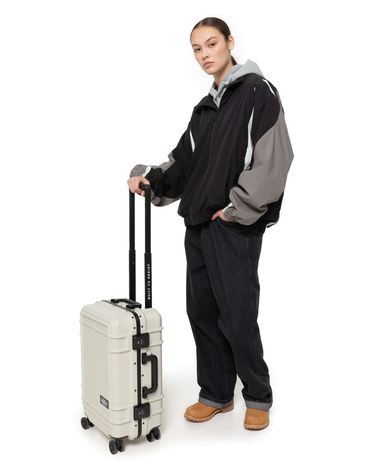 EASTPAK RESIST'R CASE S – Sand