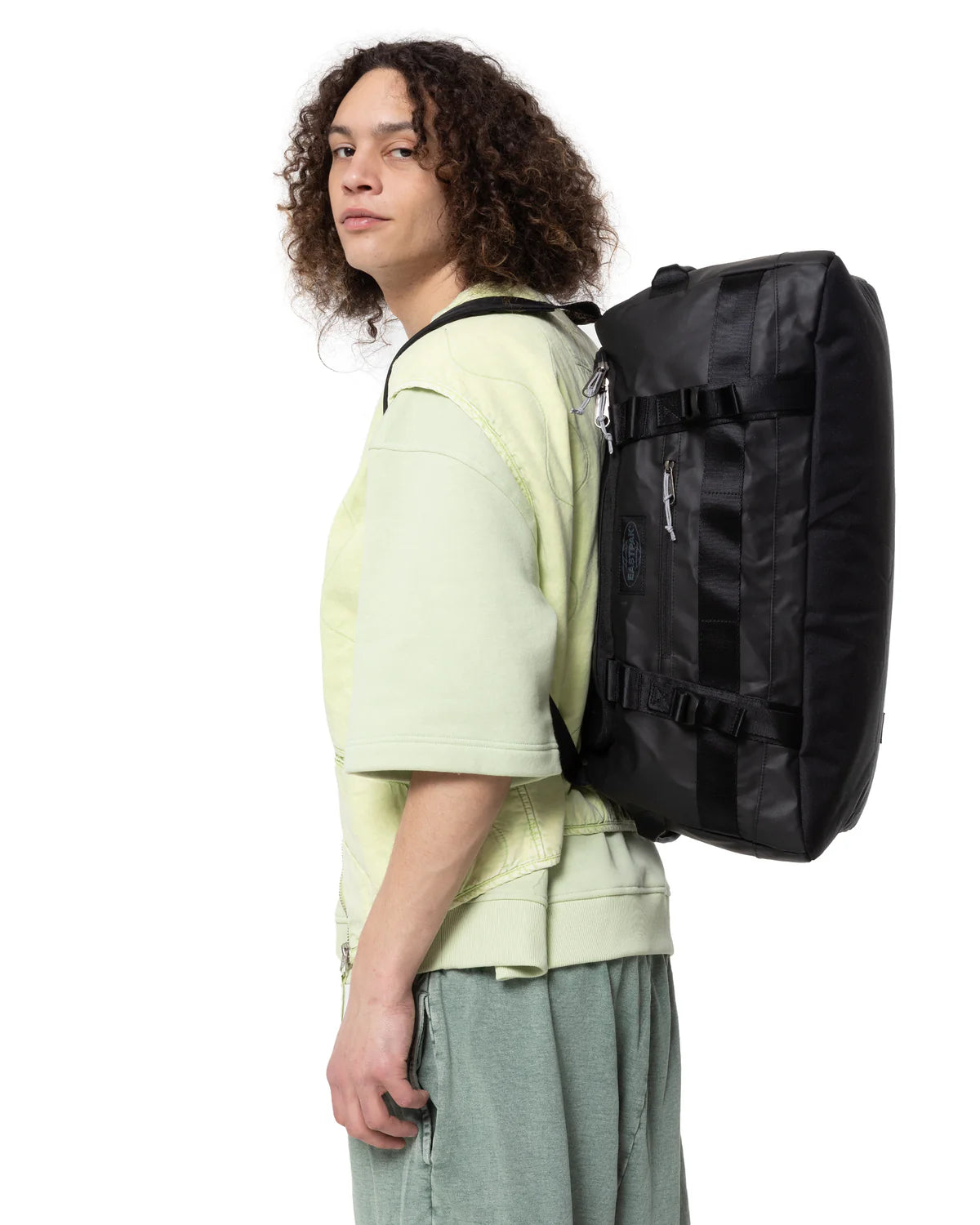 EASTPAK DUFFEL PACK S – Tarp Black2