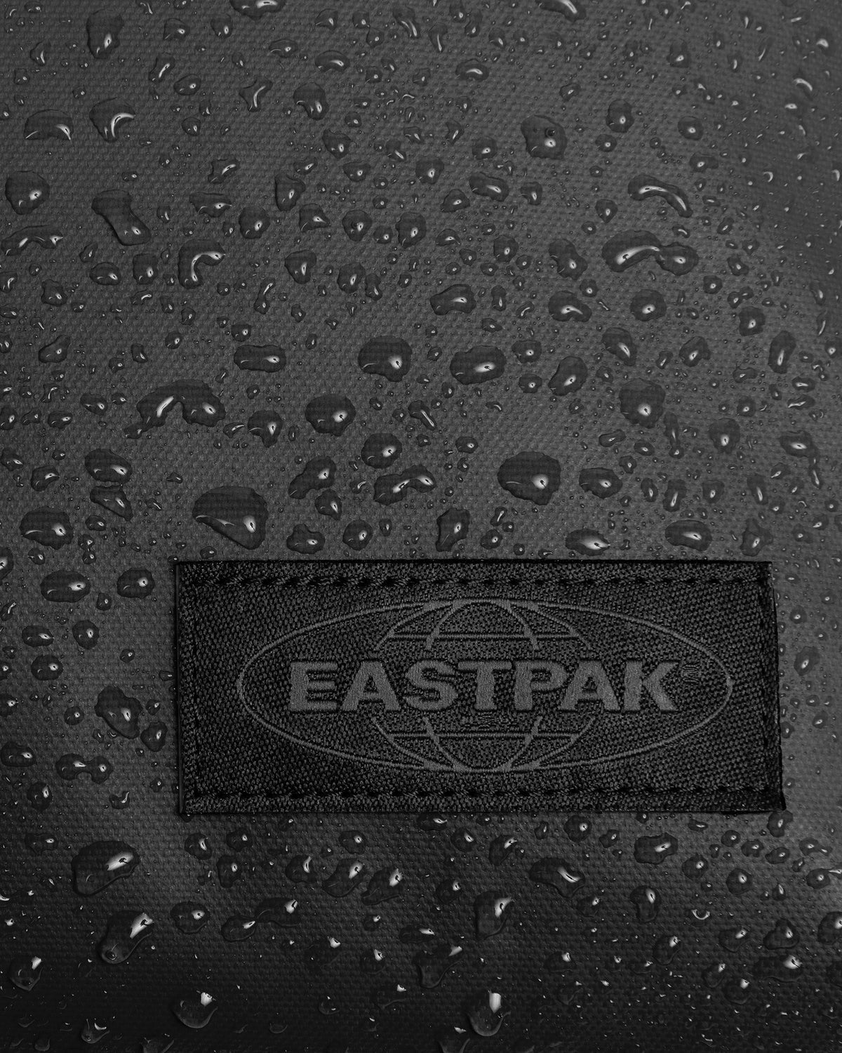 EASTPAK Crew Single Tarp – Weatherproof Τρίπτυχο Πορτοφόλι (Tarp Black2)