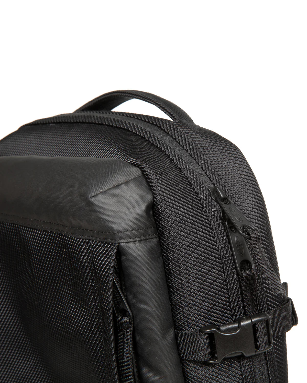EASTPAK 'Tecum' Backpack in Black 