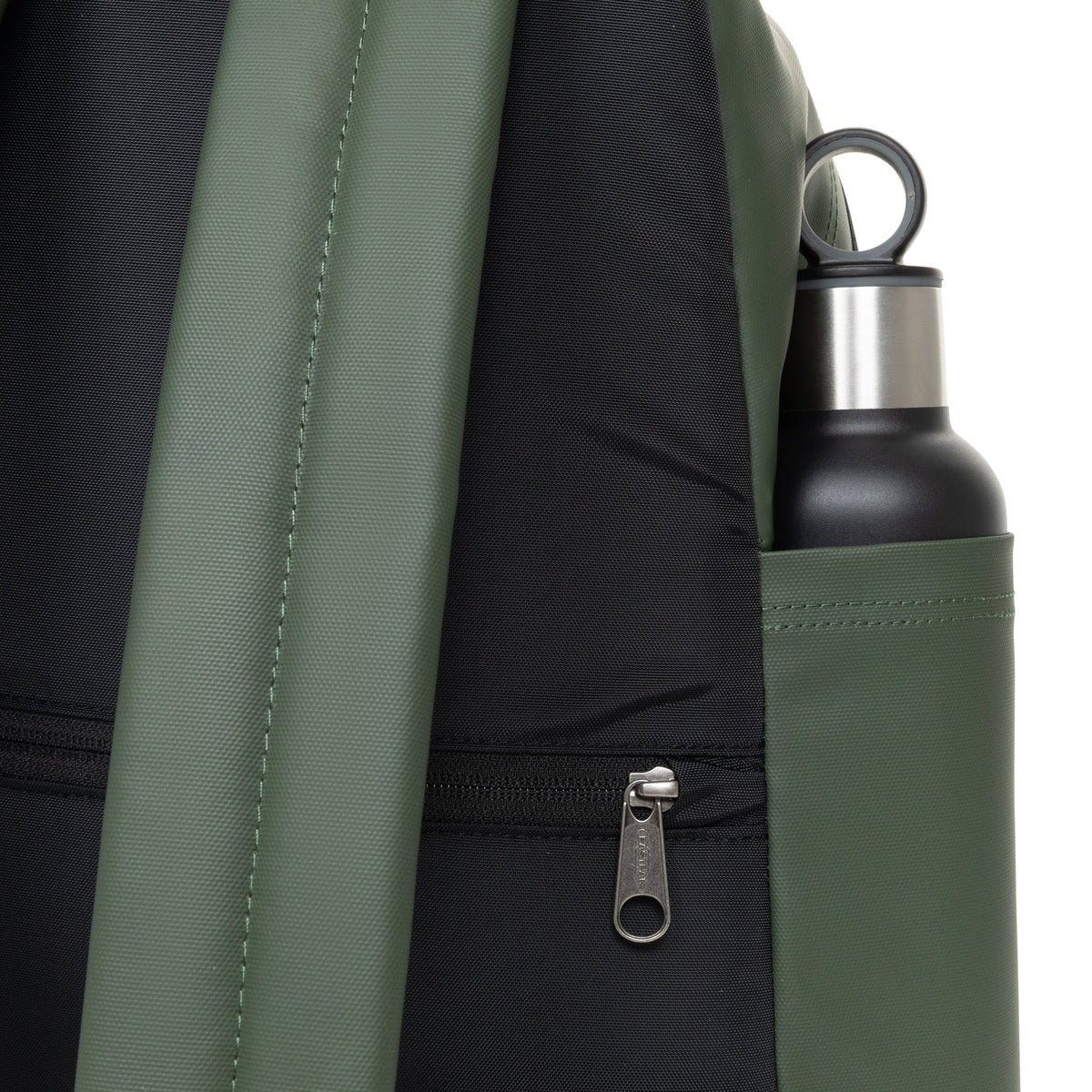 EASTPAK Day Pak'r – Tarp Forest