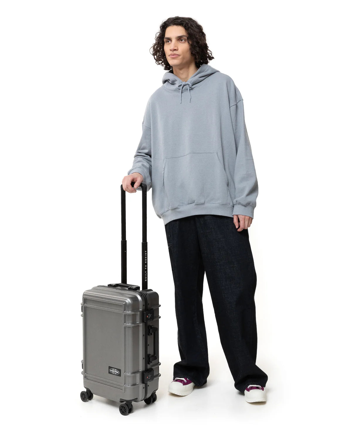 EASTPAK RESIST'R CASE S – Brushed Metal