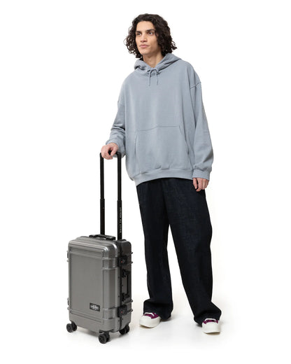 EASTPAK RESIST'R CASE S – Brushed Metal