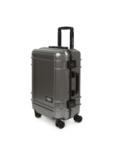 EASTPAK RESIST'R CASE S – Brushed Metal