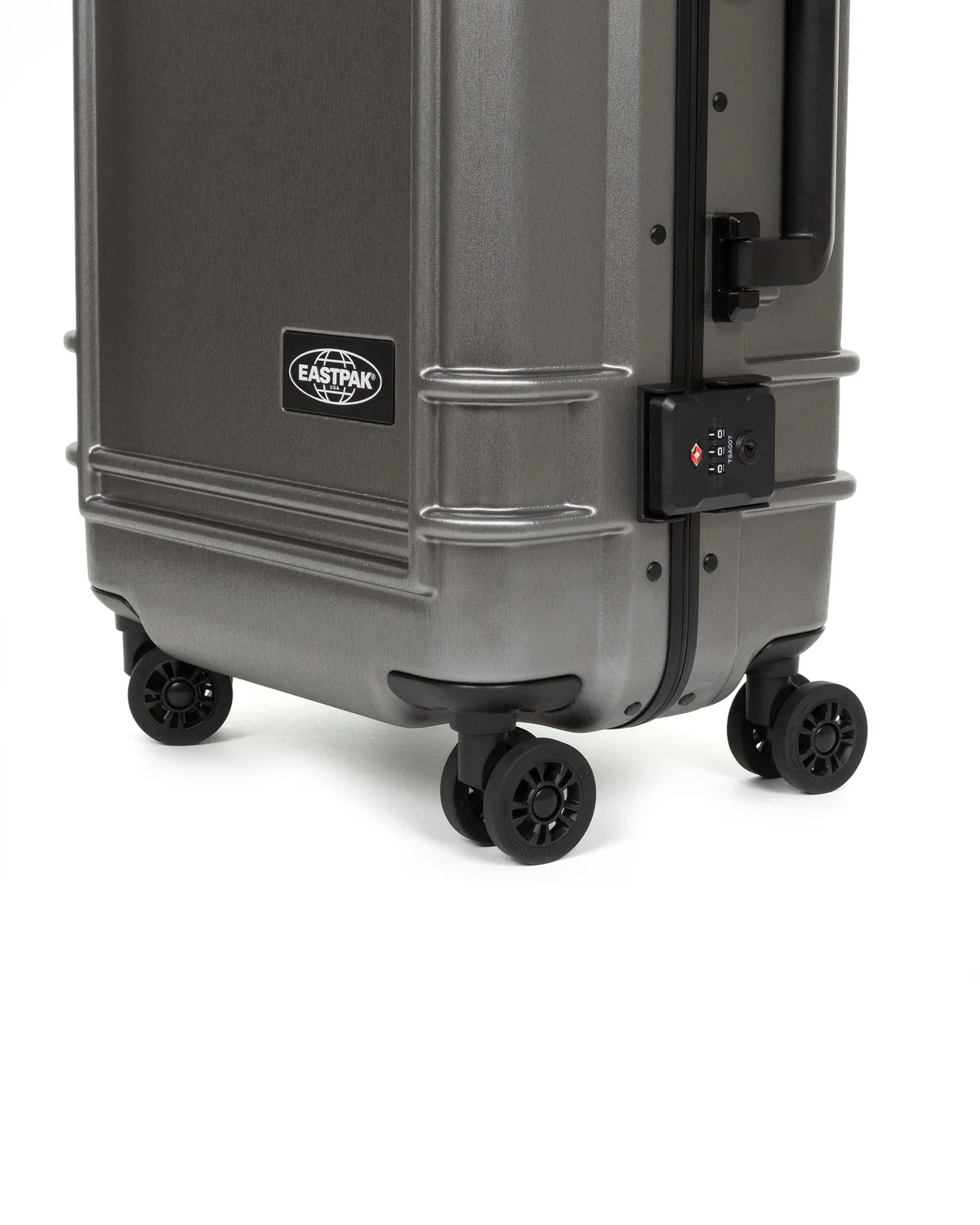 EASTPAK RESIST'R CASE S – Brushed Metal