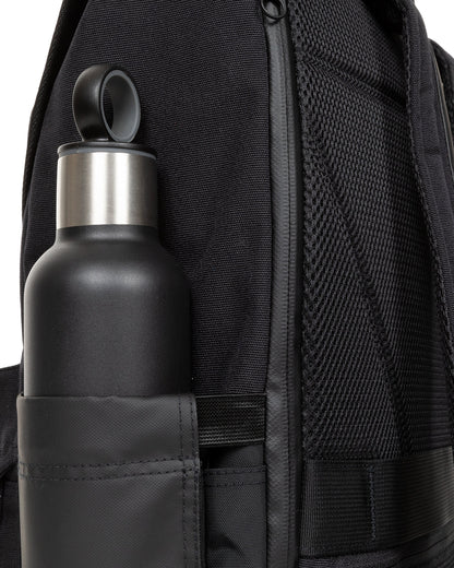 EASTPAK ICON TOPLOAD On Black - Premium Σακίδιο Πλάτης 26L με Θήκη Laptop 16"