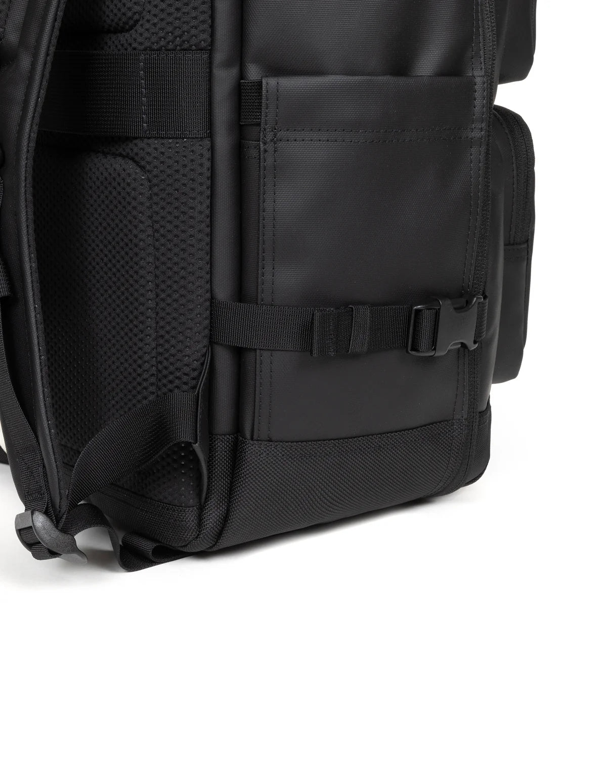 EASTPAK TECUM CABIN CNNCT Top Black - Σακίδιο Καμπίνας 22L με Θήκη Laptop 16"