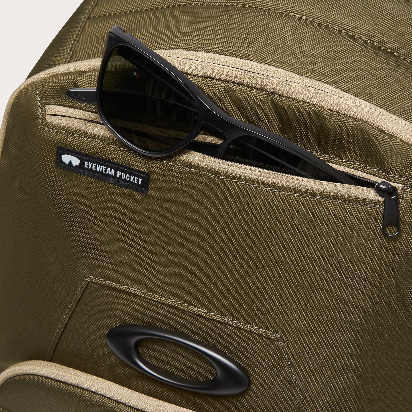 Oakley Enduro 25Lt 4.0 Army green/Pebble 