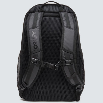 Oakley The Freshman Skate Backpack Blackout