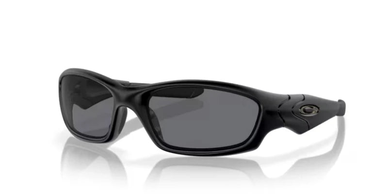Oakley Straight Jacket