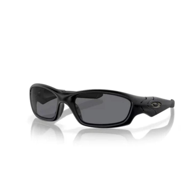 Oakley Straight Jacket