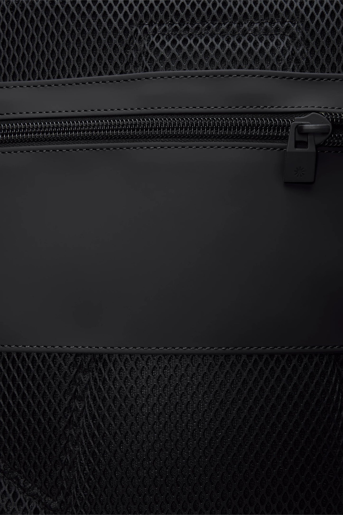Texel Tote Backpack Rains